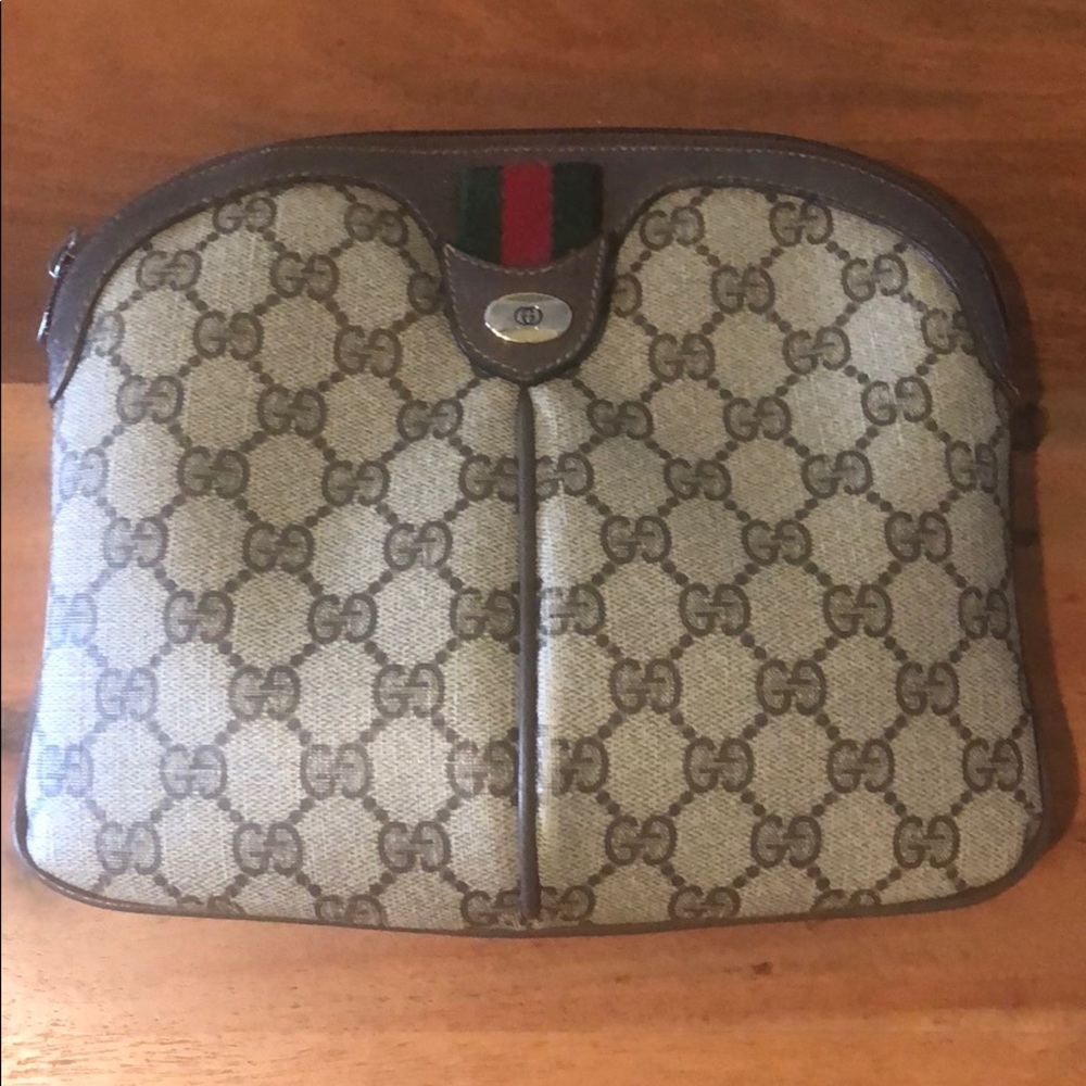 Gucci vintage pouch